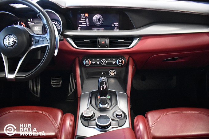 ALFA ROMEO Stelvio 2.2 Turbodiesel 210 CV AT8 Q4 Super